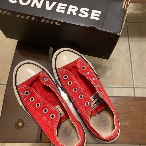 Red Converse - Picture 5 of 7